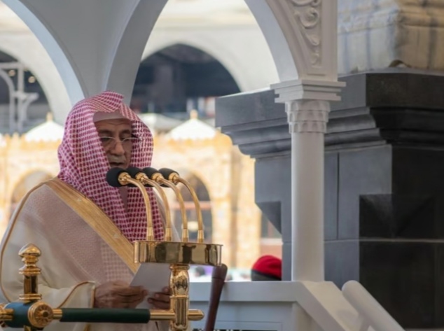 خطيب الحرم المكي: العلاقات الإنسانية والأسرية تحتاج إلى "روح الفضل" خطيب الحرم المكي: العلاقات الإنسانية والأسرية تحتاج إلى "روح الفضل"