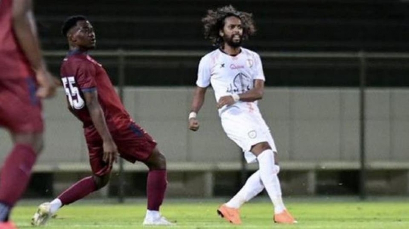 الشباب يمدد عقد الصليهم حتى نهاية الموسم الشباب يمدد عقد الصليهم حتى نهاية الموسم