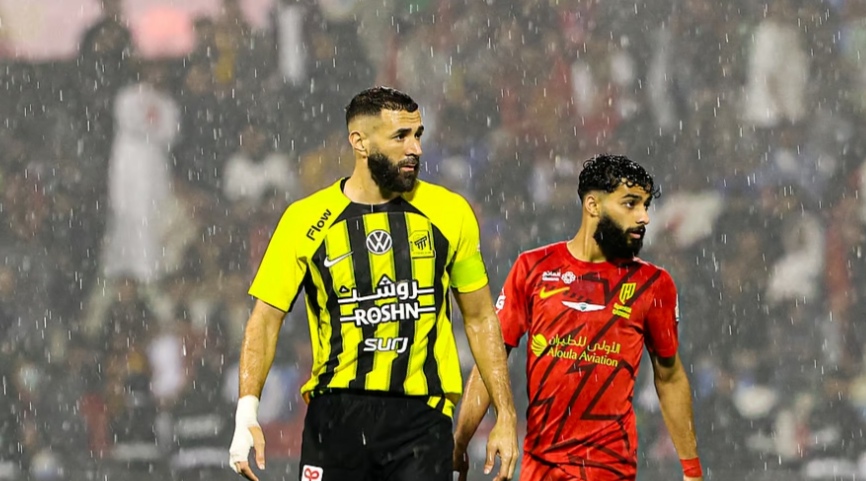 تحت زخات المطر.. في الوقت القاتل كانتي يرفض خسارة الاتحاد أمام القادسية