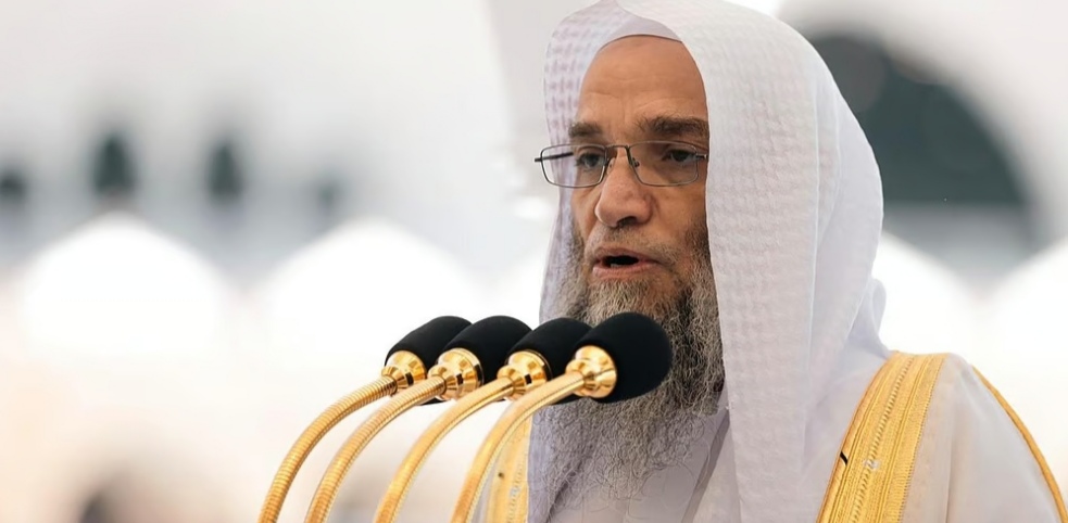 إمام المسجد الحرام: لا تفريط في الليالي المباركة واغتنموها بالأعمال الصالحة إمام المسجد الحرام: لا تفريط في الليالي المباركة واغتنموها بالأعمال الصالحة
