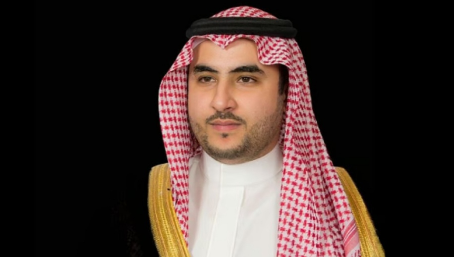 وزير الدفاع في طهران.. الرياض حريصة على تطوير العلاقات الثنائية في ضوء اتفاق "بكين" وزير الدفاع في طهران.. الرياض حريصة على تطوير العلاقات الثنائية في ضوء اتفاق "بكين"