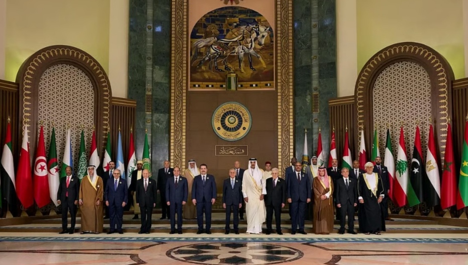 قادة الدول العربية المشاركة بـ"قمة بغداد" يؤكدون ضرورة توحيد الجهود للتغلب على التحديات بالمنطقة وإرساء السلام