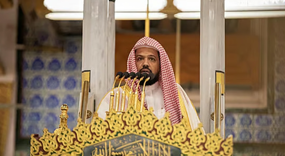خطبة الجمعة بالمسجد النبوي: تقوى الله منبع الفضائل.. والمحرم موسم للتطوع بالطاعات خطبة الجمعة بالمسجد النبوي: تقوى الله منبع الفضائل.. والمحرم موسم للتطوع بالطاعات
