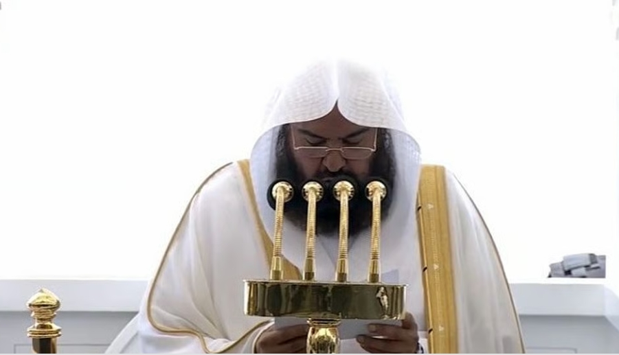 السديس في خطبة الجمعة: العام الهجري الجديد يذكرنا بالنصر والتمكين ويبعث التفاؤل