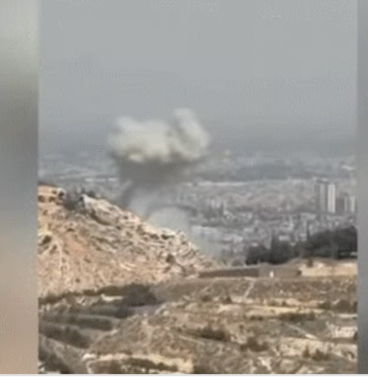 اعتداء إسرائيلي جديد يستهدف قصر الرئاسة ومقر هيئة الأركان في دمشق.. وأنباء عن قتلى وجرحى
