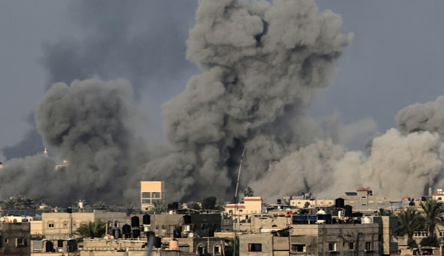 مجزرة إسرائيلية جديدة.. استشهاد 73 فلسطينيًا خلال انتظارهم المساعدات في غزة اليوم