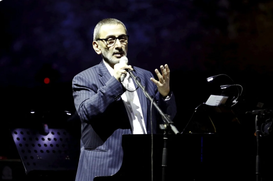 وفاة الفنان اللبناني زياد الرحباني بعد صراع مع المرض