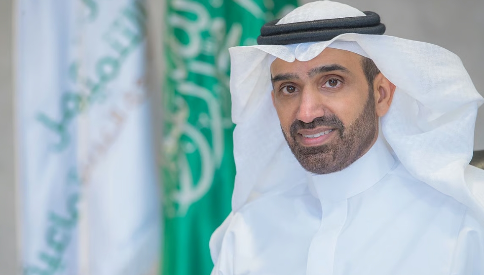 وزير"الموارد البشرية" يعتمد القواعد المنظمة لتعهيد خدمات العمالة الوافدة بين المنشآت وزير"الموارد البشرية" يعتمد القواعد المنظمة لتعهيد خدمات العمالة الوافدة بين المنشآت