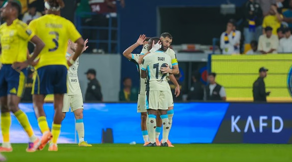 بعشرة لاعبين.. الاتحاد يقصي النصر من بطولة كأس الملك بعشرة لاعبين.. الاتحاد يقصي النصر من بطولة كأس الملك