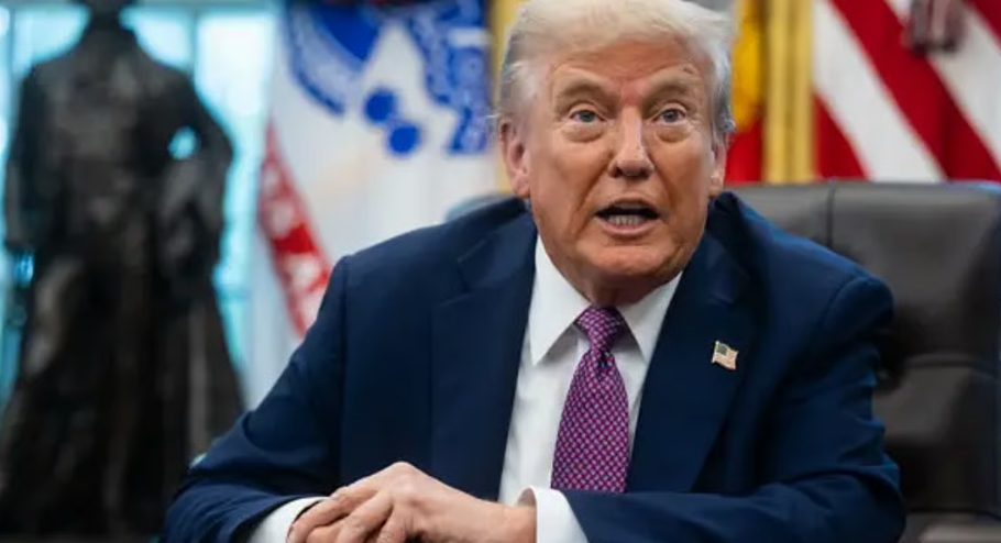 الرئيس الأمريكي يعلن التوصل لاتفاق مع الصين بشأن الرسوم الجمركية الرئيس الأمريكي يعلن التوصل لاتفاق مع الصين بشأن الرسوم الجمركية