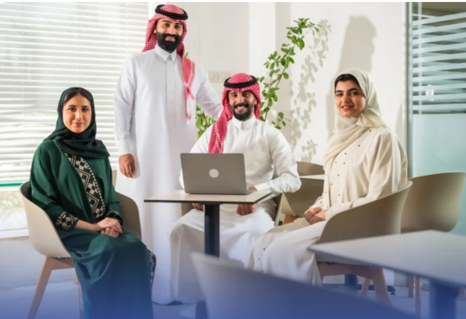 تمكين 74 ألف مواطن من العمل بقطاع النقل