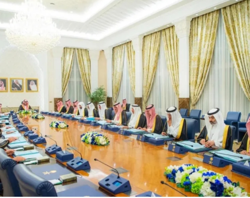 العمالة والتأمين والتطورات الاقتصادية على طاولة "الشؤون الاقتصادية"