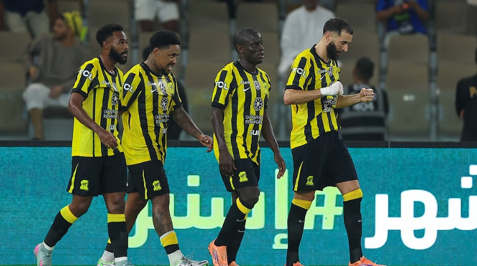 الاتحاد يتأهل إلى نصف نهائي كأس الملك برباعية في شباك الشباب
