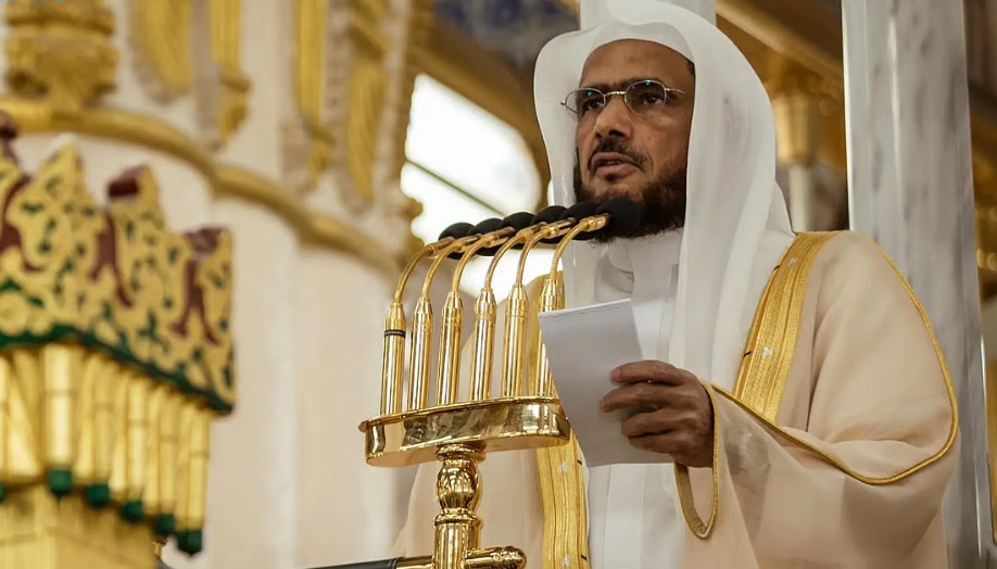خطيب المسجد النبوي: تقوى الله زاد القلوب ومعرفته سبيل الطمأنينة