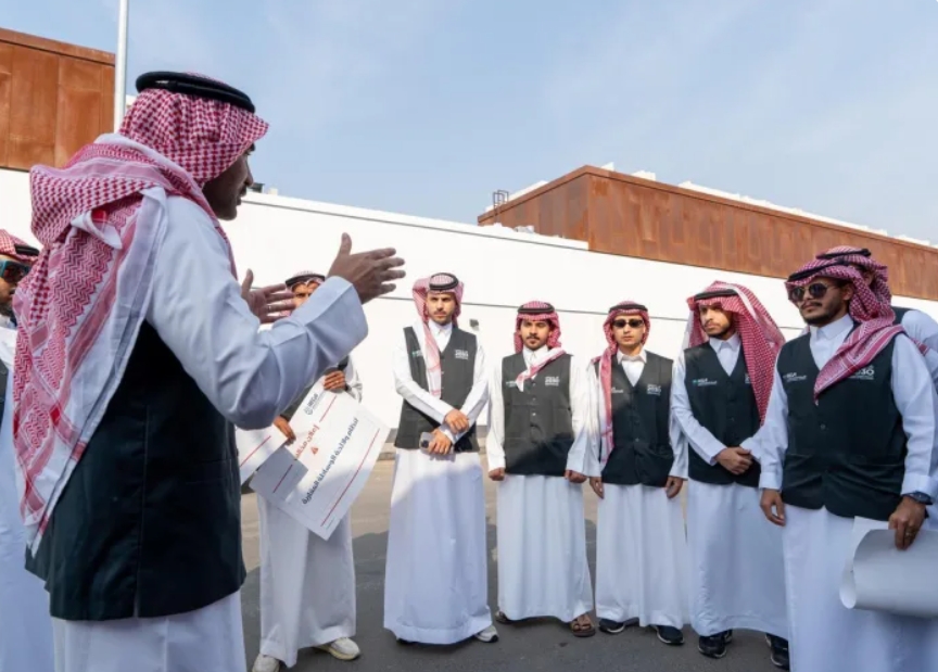 " العقار" تُحيل مطوري 14 مشروعًا مخالفًا إلى النيابة