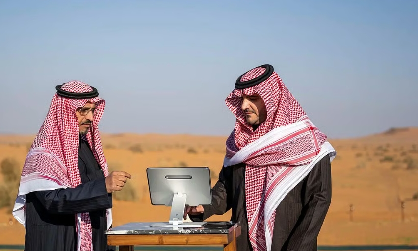 الأمير عبدالعزيز بن سعود يدشّن المشتل المركزي ومحطة البذور البرية بمحمية الملك سلمان