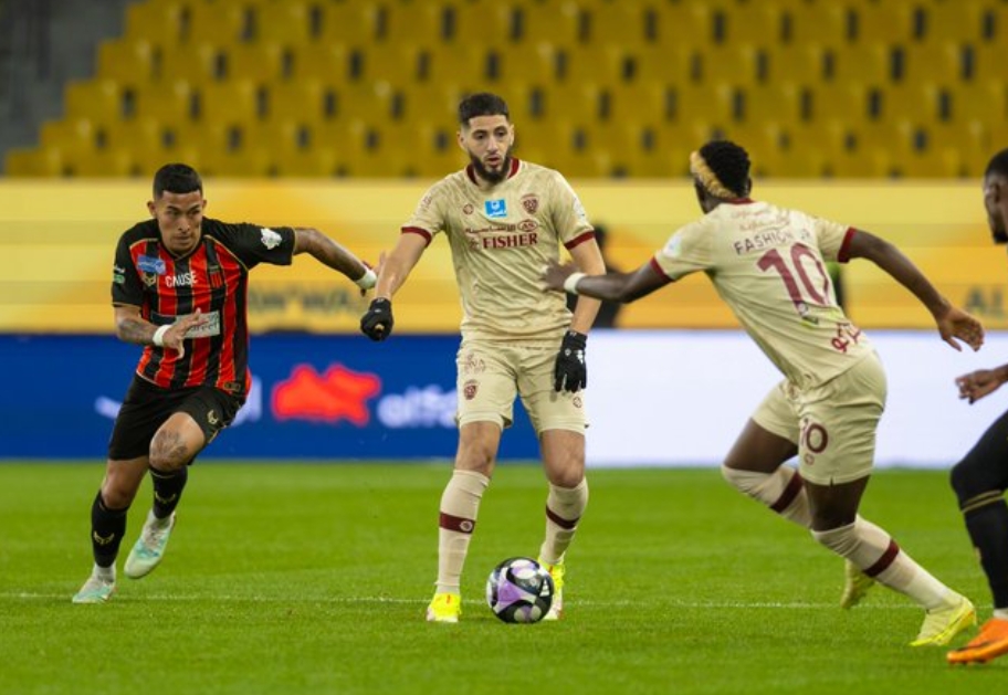 الرياض يخطف تعادلاً قاتلاً من الفيحاء في دوري روشن