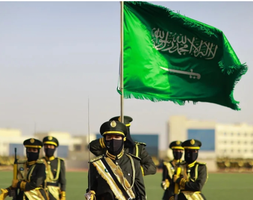 تخريج 362 متدربة في الدورة التأهيلية للكادر النسائي بالجوازات