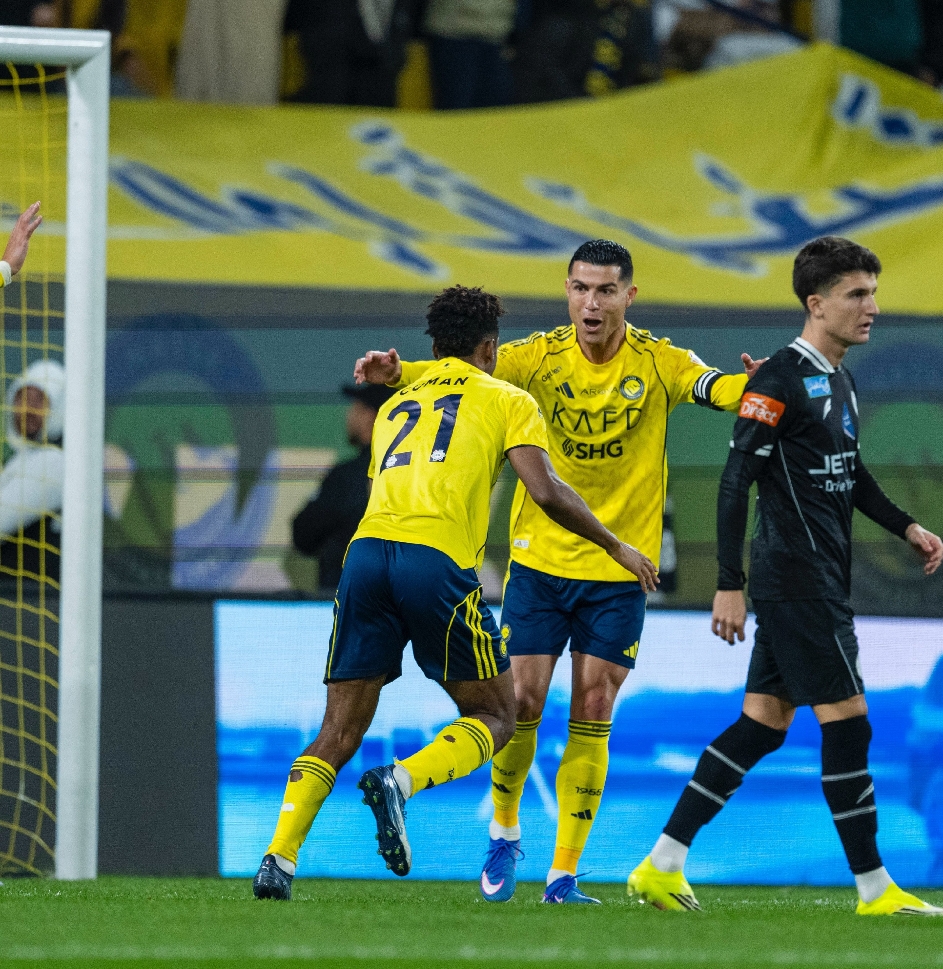 النصر يحسم ديربي الرياض أمام الشباب بثلاثية في دوري روشن