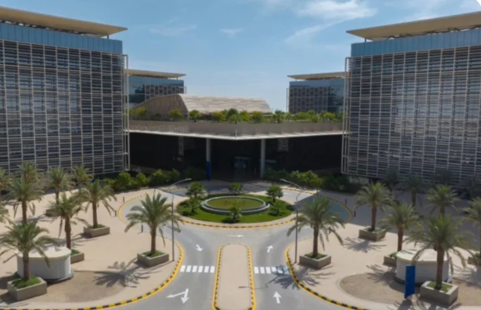 السعودية للكهرباء تنتهي من طرح صكوك بـ2.4 مليار دولار