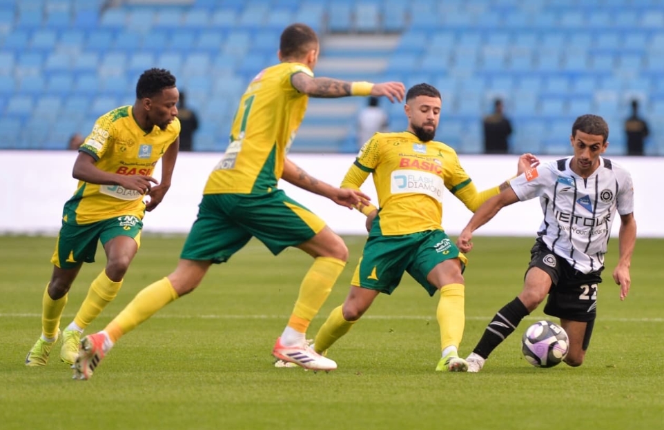 التعادل يحبط الشباب أمام الخليج المنقوص في دوري روشن