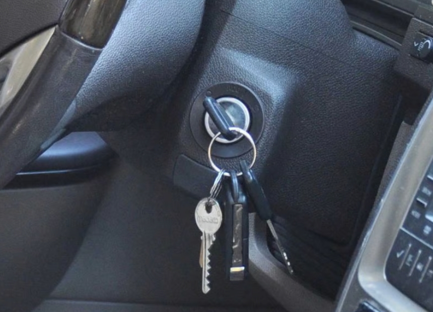 «المرور»: ترك المركبة في وضع التشغيل بعد مغادرتها مخالفة بغرامة حتى 150 ريالاً