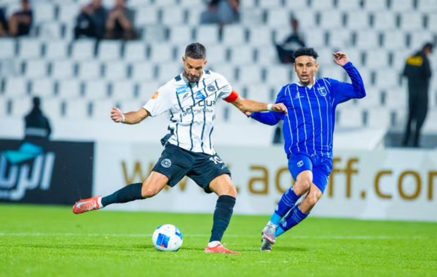 الشباب يمطر شباك التضامن اليمني بثلاثية عشرية ويتأهل لنصف نهائي أبطال الخليج