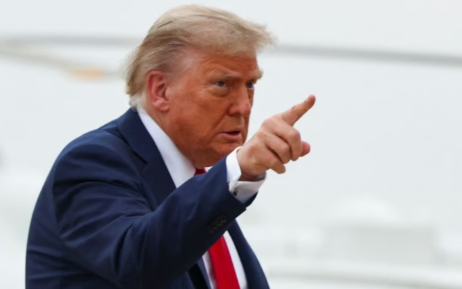 ترامب يحذّر إيران من «هجوم كبير» ويتوعّد برد غير مسبوق