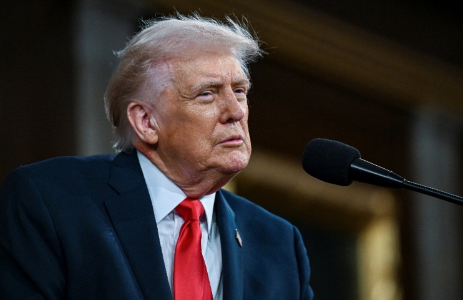 ترامب: أغرقنا 9 سفن حربية إيرانية وسنلاحق البقية