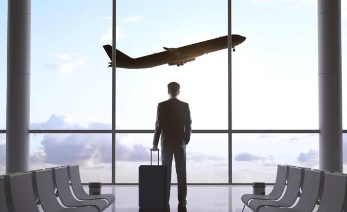 أميركا تحث رعاياها على مغادرة أكثر من 12 دولة في الشرق الأوسط