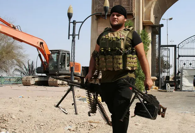 أميركا تقصف مقرات للحشد شرق بغداد.. وسوريا تعزز حدودها