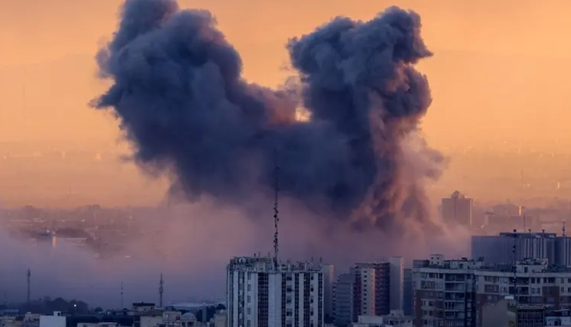 يوم خامس من الحرب.. انفجارات بطهران وصواريخ نحو القدس وتل أبيب