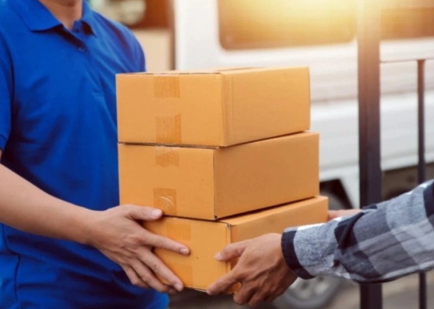 "التجارة" تضع مواعيد إلزامية لتسليم شحنات العيد