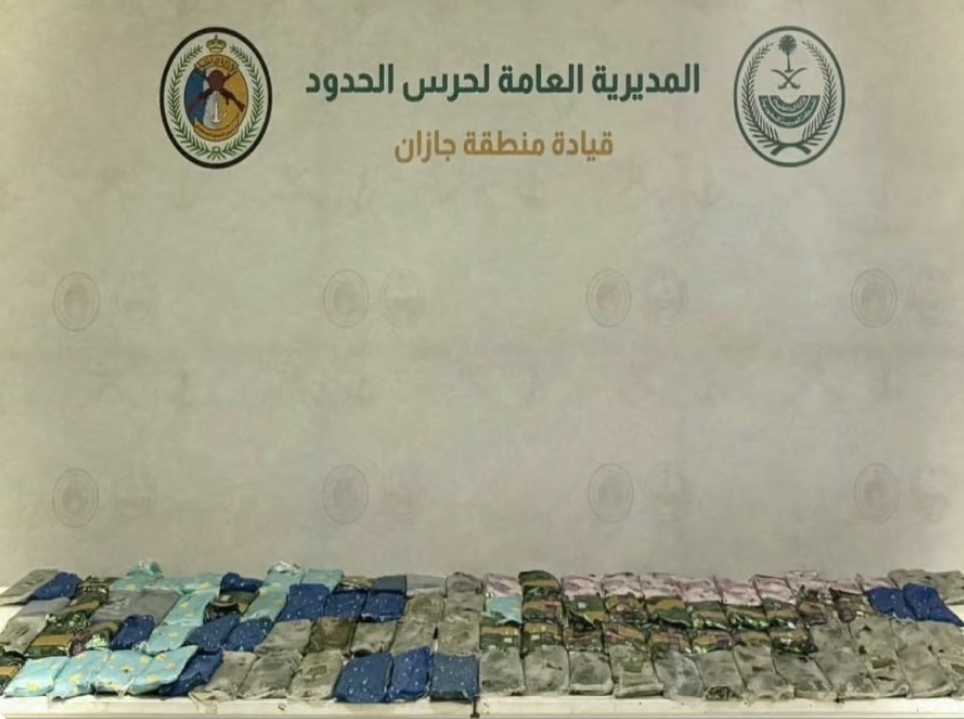 ولي العهد ورئيس فرنسا يستعرضان تطورات الأوضاع الراهنة