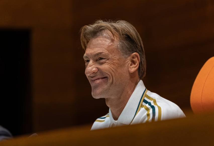 رينارد: العقيدي الخيار الأول.. والمعيار مستوى الأداء