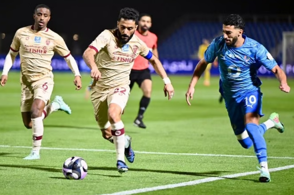 دوري روشن: نيوم يعود للانتصارات بهدف في الفيحاء