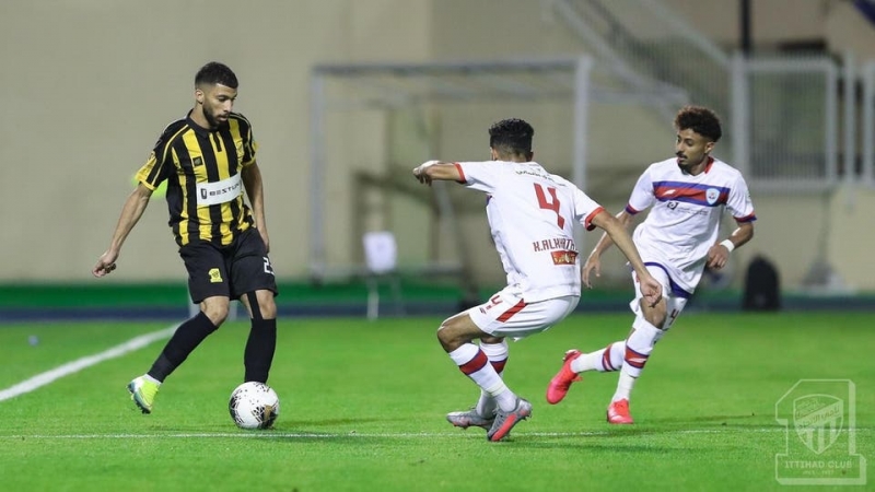 صراع الهبوط: أبها يعمّق جراح الاتحاد والفتح ينعش آماله صراع الهبوط: أبها يعمّق جراح الاتحاد والفتح ينعش آماله