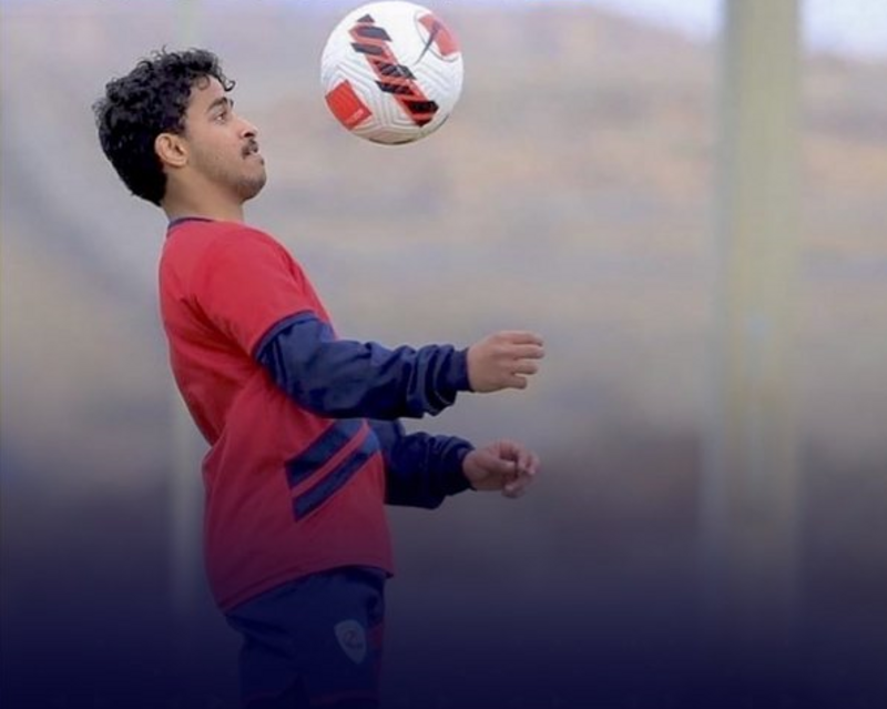 "أبها" يوافق على رحيل "القحطاني" إلى " أولمبياكوس اليوناني"