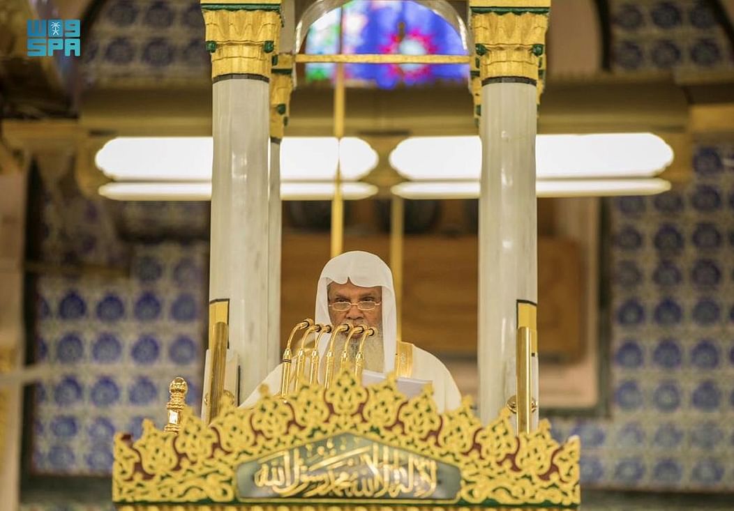 إمام المسجد النبوي: ما دُحر الشيطان إلا بسؤال حسن الختام والثبات على الطاعات إمام المسجد النبوي: ما دُحر الشيطان إلا بسؤال حسن الختام والثبات على الطاعات