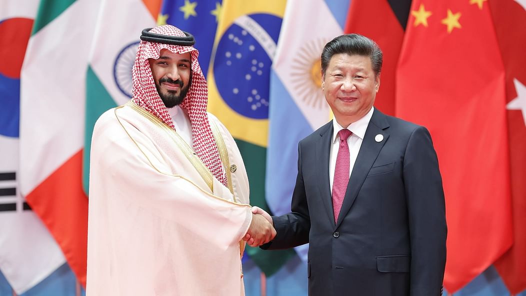 ولي العهد والرئيس الصيني يؤكدان على أهمية العلاقات الاستراتيجية التي تجمع بين المملكة والصين