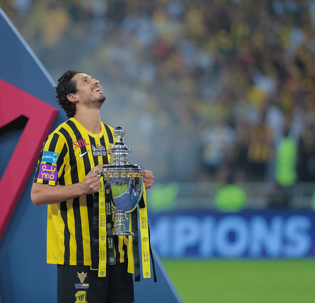 الاتحاد: أحمد حجازي يجري عملية جراحية ناجحة في الرباط الصليبي للركبة الاتحاد: أحمد حجازي يجري عملية جراحية ناجحة في الرباط الصليبي للركبة
