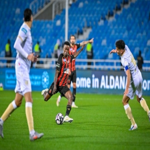 بـ«هاتريك» مارتينيز.. التعاون يهزم الرياض بثلاثية في دوري روشن