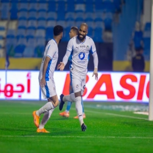 في الوقت القاتل.. نيوم يعبر الخليج في جولة يوم التأسيس