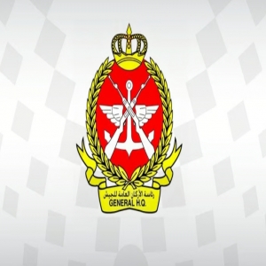 الجيش الكويتي: قاعدة علي السالم الجوية تعرضت لاستهداف بعدد من الصواريخ الباليستية وسلاح الدفاع الجوي يتصدى لها