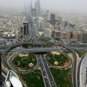 السعودية: تصدينا لهجمات إيرانية على منطقتي الرياض والشرقية