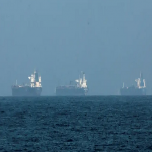 الحرس الثوري: إصابة 10 ناقلات نفط في مضيق هرمز