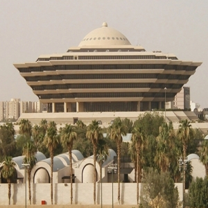 "الداخلية" تحذر من تصوير الصواريخ والطائرات ومواقع سقوطها