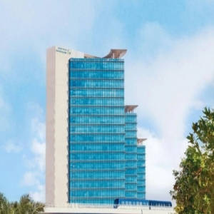 توطين 69 مهنة إدارية بنسبة 100%